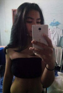 รูปโป๊สาวทางบ้าน