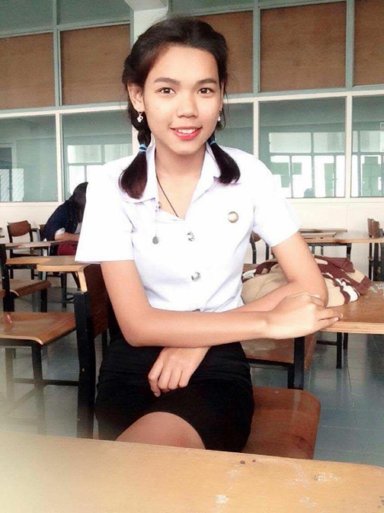 รูปนักศึกษาสวย